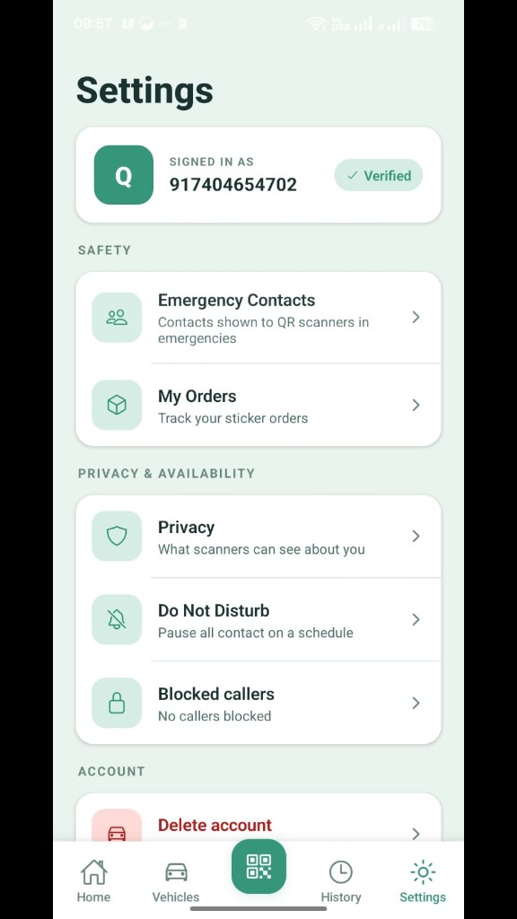Qonnect settings with emergency contacts and privacy controls